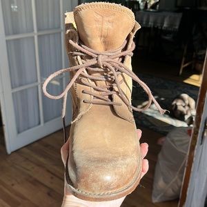 Men’s Frye boots size 8 1/2 Brown Soft Leather Lace Up Boots